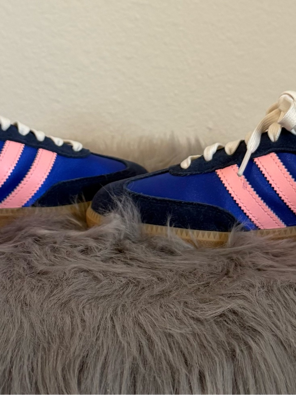 Adidas Samba Sneaker

Size 9.5 Women's Adidas
Samba OG "Lucid Blue Night Indigo